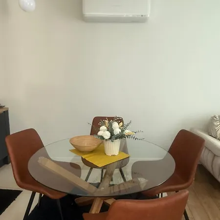 فيلة House Tscherweni Breg